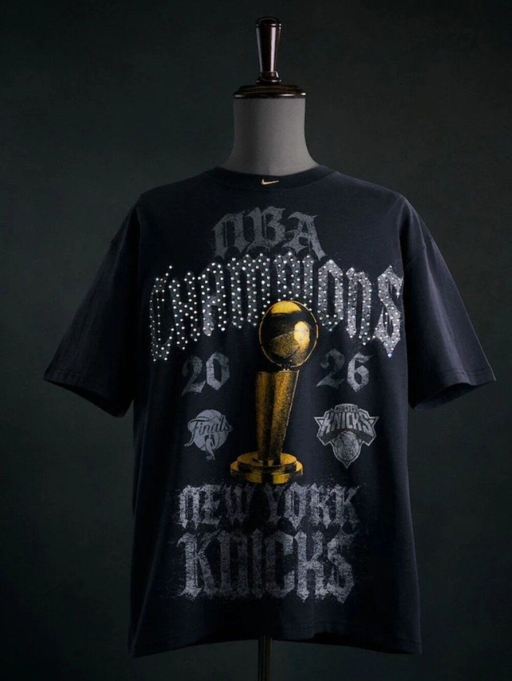 NWT SOLD OUT NBA Finals Champs New York Knicks BLING Black Graphic Tee